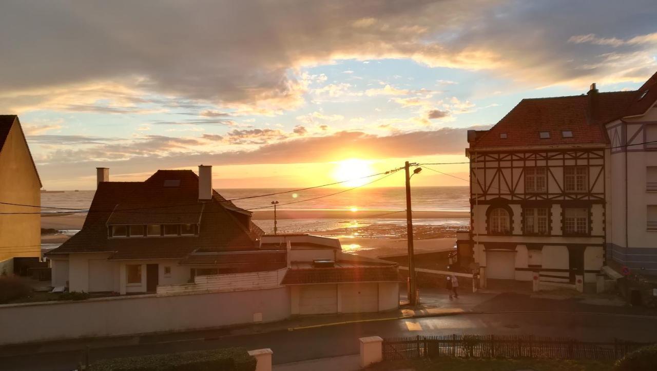 Appartement l'Estivalière face à la mer Wimereux Esterno foto
