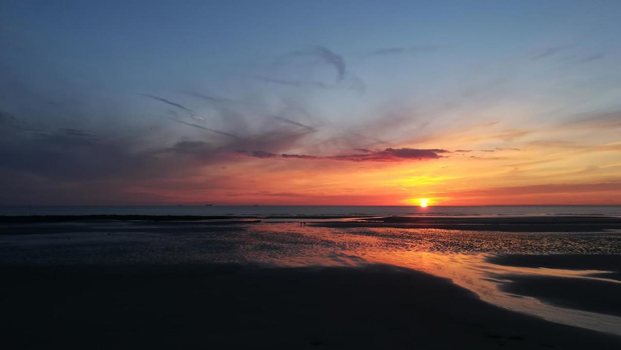 Appartement l'Estivalière face à la mer Wimereux Esterno foto