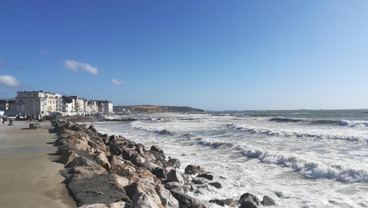 Appartement l'Estivalière face à la mer Wimereux Esterno foto
